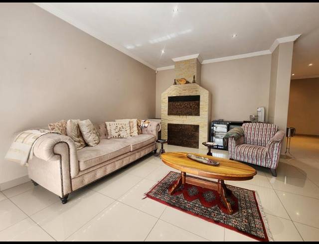 3 BEDROOM HOUSE FOR SALE IN NEW REDRUTH